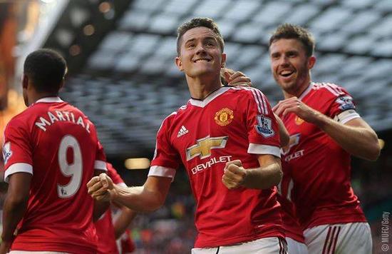 更是球员个 更是球员个