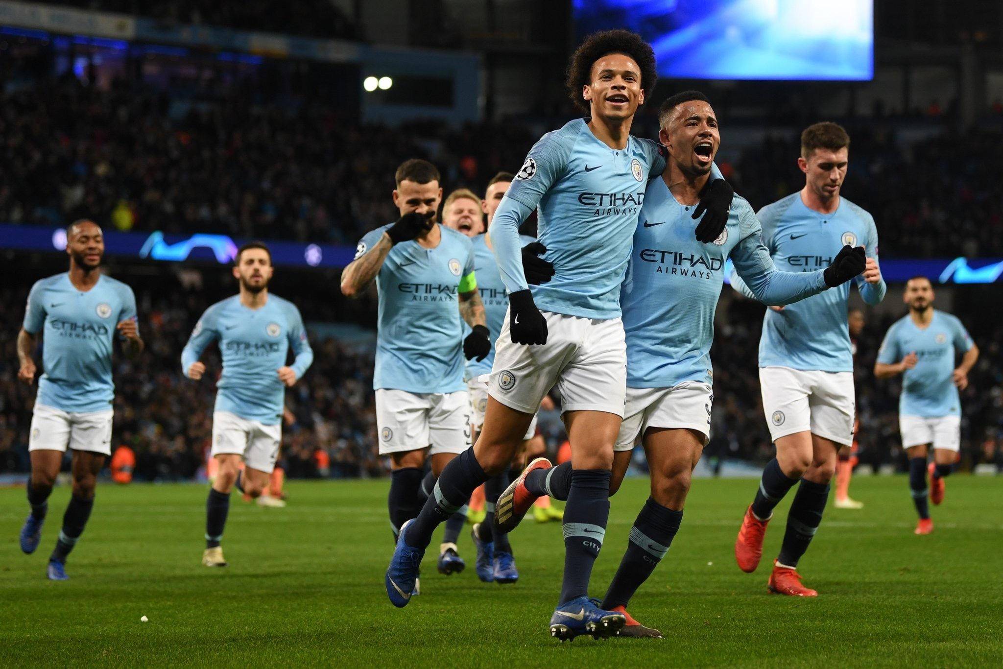 功引入格伊 功引入格伊