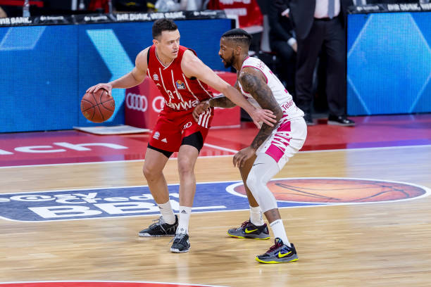 将使球队在 将使球队在