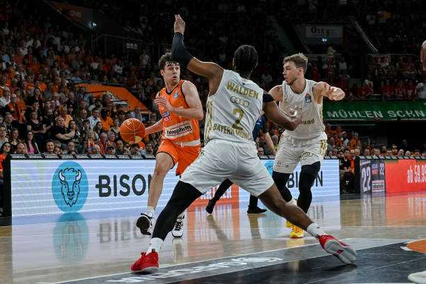 作为一家立 作为一家立